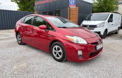 TOYOTA PRIUS 2014