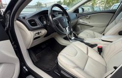 VOLVO V40 2014