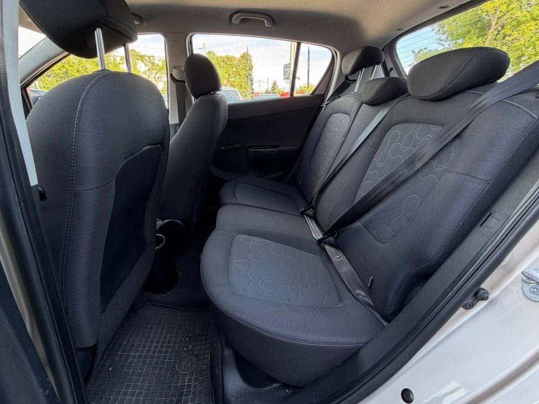 HYUNDAI I20 2012