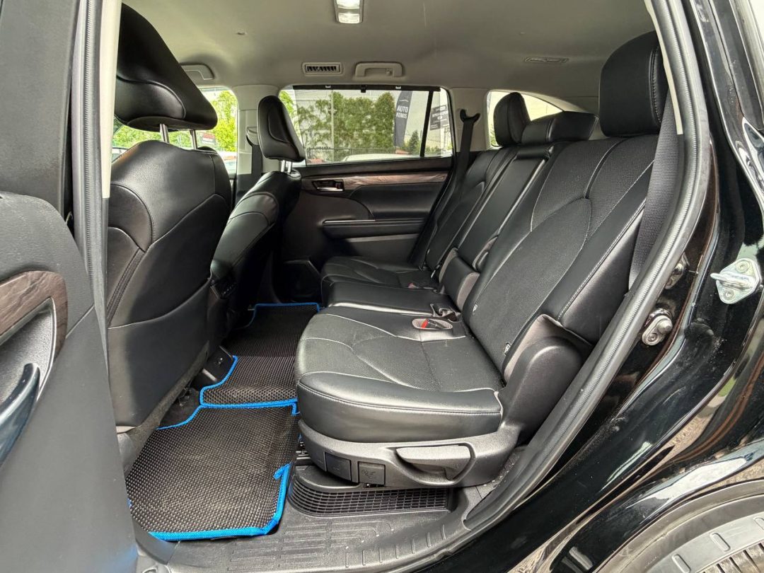 TOYOTA HIGHLANDER 2022