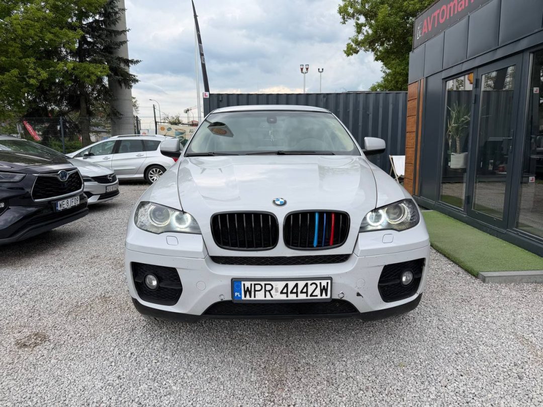 BMW X6 2011