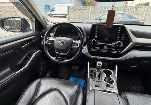 toyota highlander 2022
