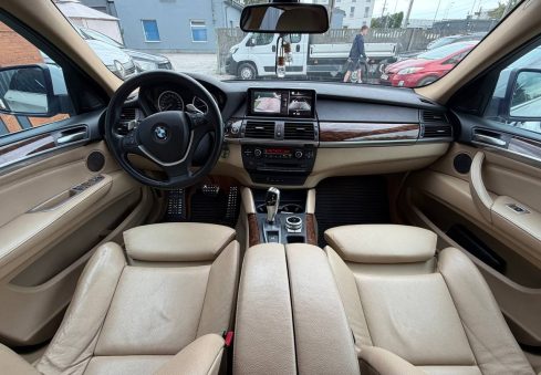 bmw x6 2011