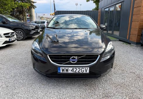 volvo v40 2014