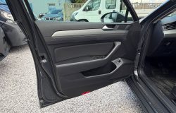 VOLKSWAGEN PASSAT 2020