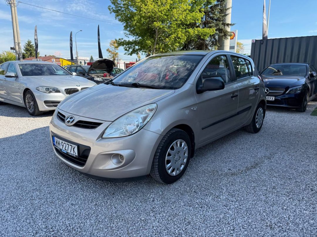 HYUNDAI I20 2012