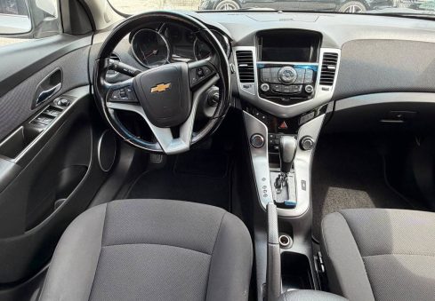 chevrolet cruze 2012