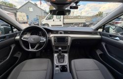 VOLKSWAGEN PASSAT 2020
