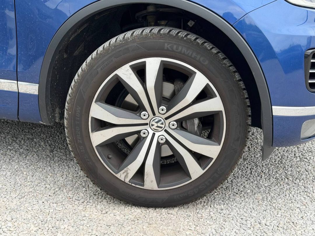 VOLKSWAGEN TOUAREG 2017