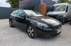 VOLVO V40 2014