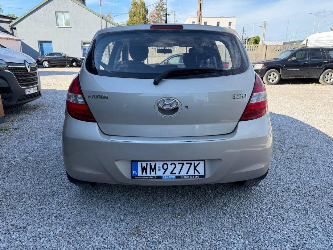 HYUNDAI I20 2012