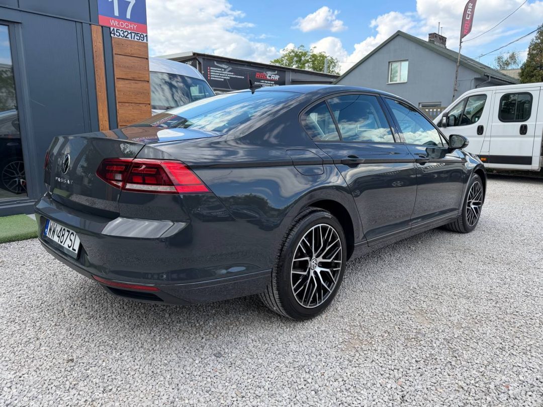 VOLKSWAGEN PASSAT 2020