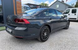 VOLKSWAGEN PASSAT 2020