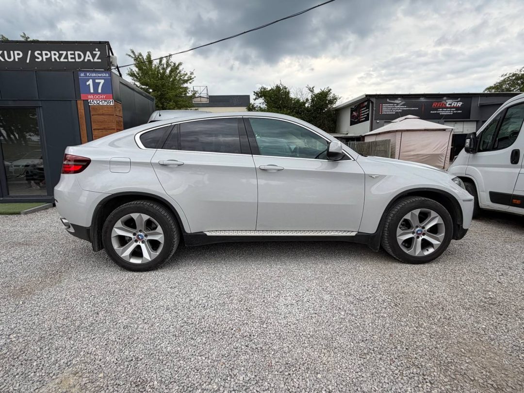 BMW X6 2011