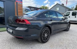 VOLKSWAGEN PASSAT 2020