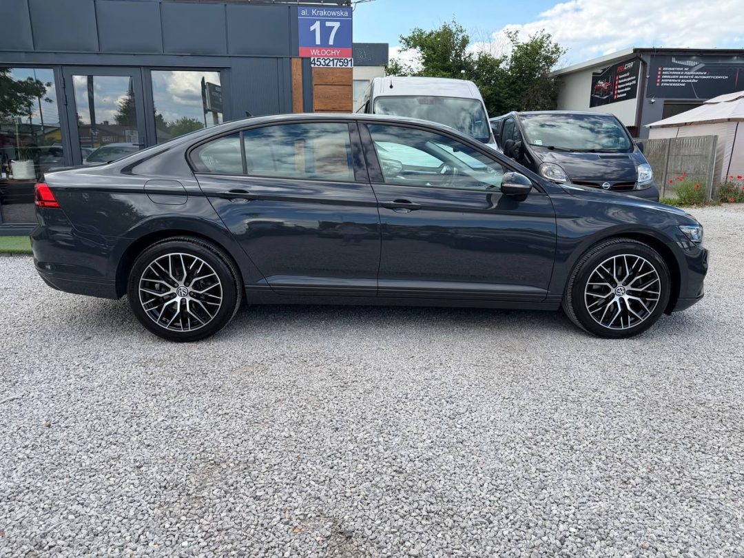 VOLKSWAGEN PASSAT 2020