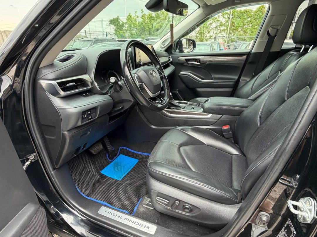 TOYOTA HIGHLANDER 2022