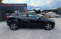 VOLVO V40 2014