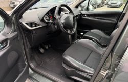 PEUGEOT 207 2009