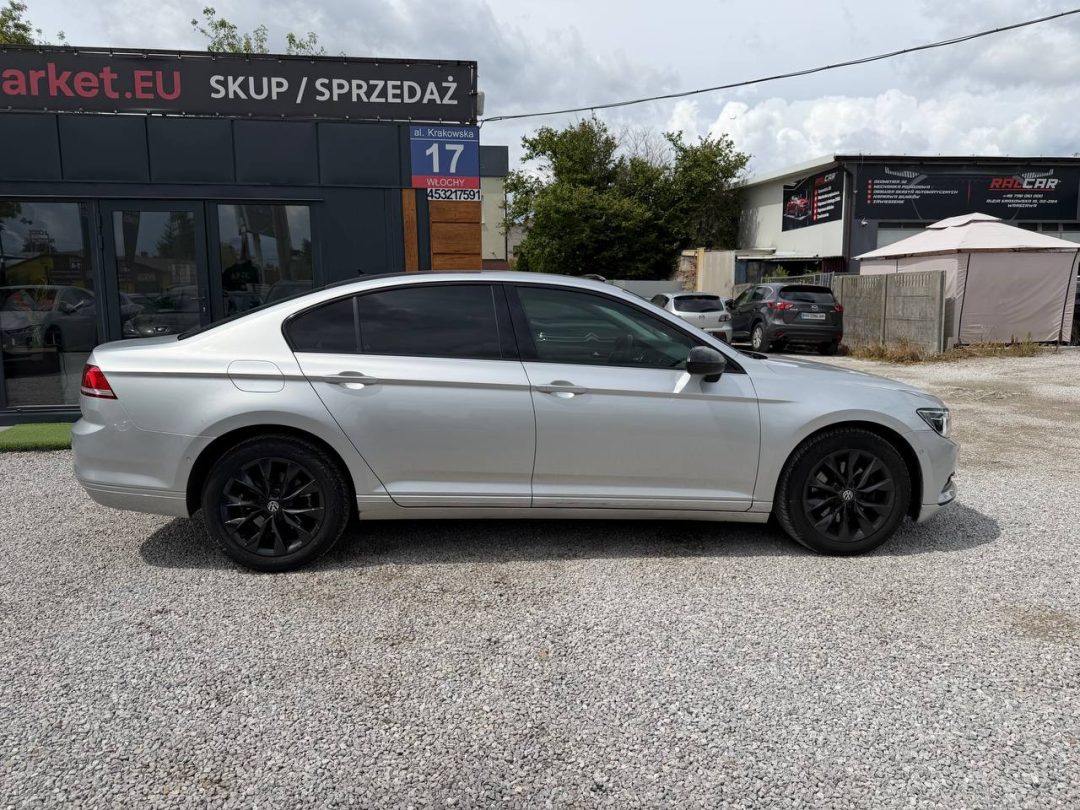 VOLKSWAGEN PASSAT 2015