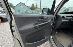 TOYOTA PREVIA 2004