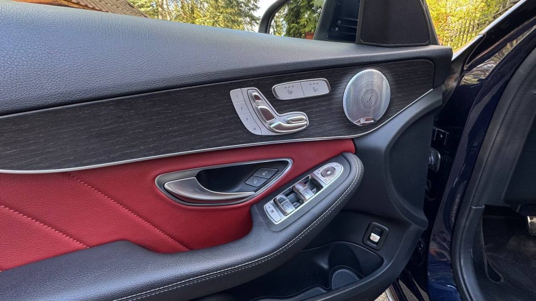 MERCEDES-BENZ C-КЛАСС 2019