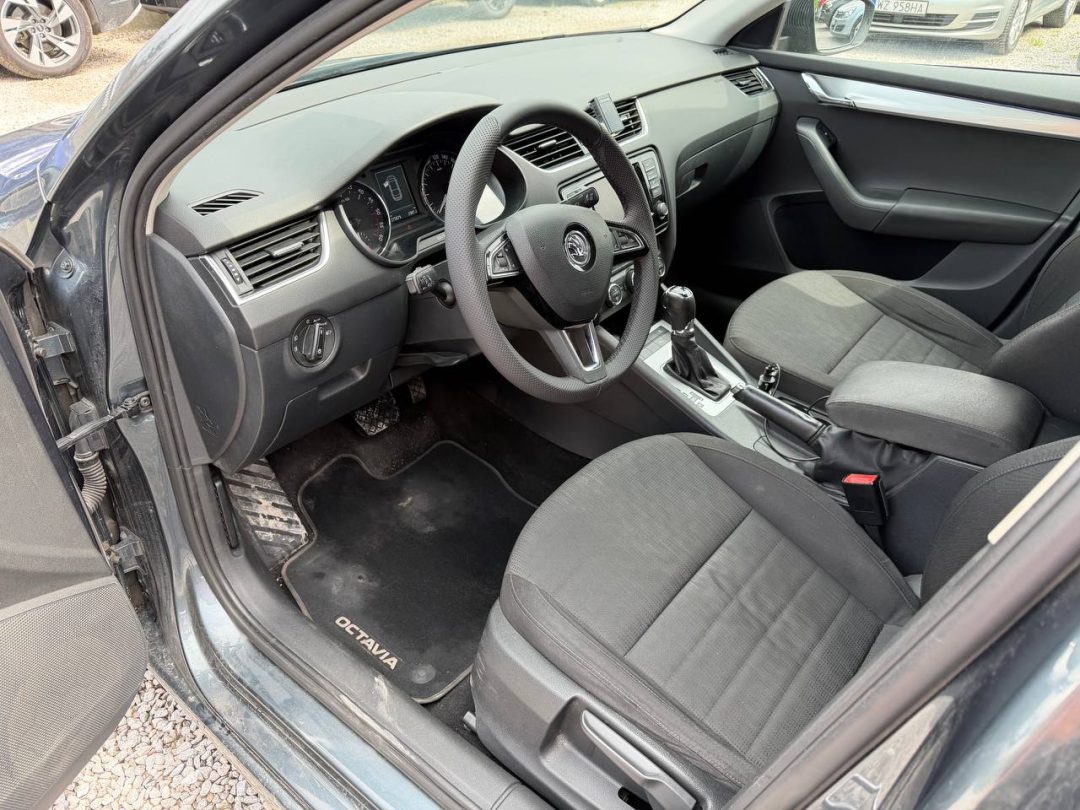 SKODA OCTAVIA 2015