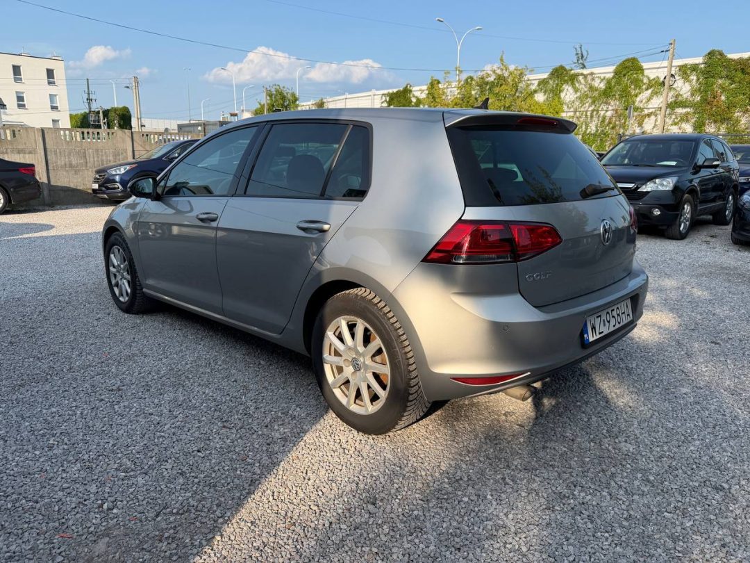 VOLKSWAGEN GOLF 2013