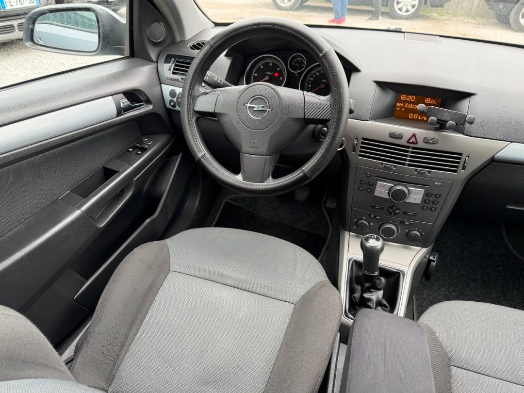 OPEL ASTRA 2004