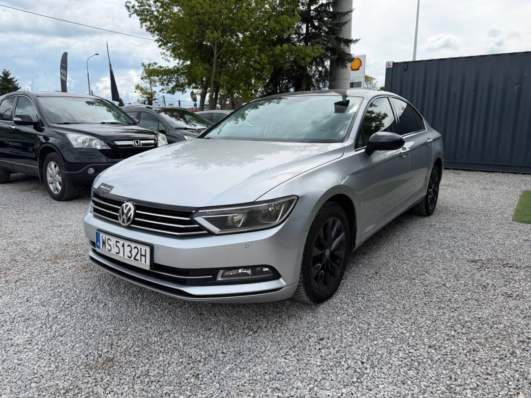 VOLKSWAGEN PASSAT 2015