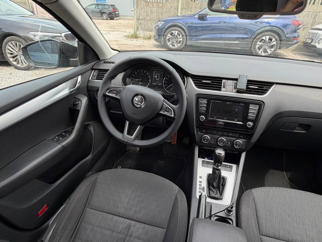 SKODA OCTAVIA 2015