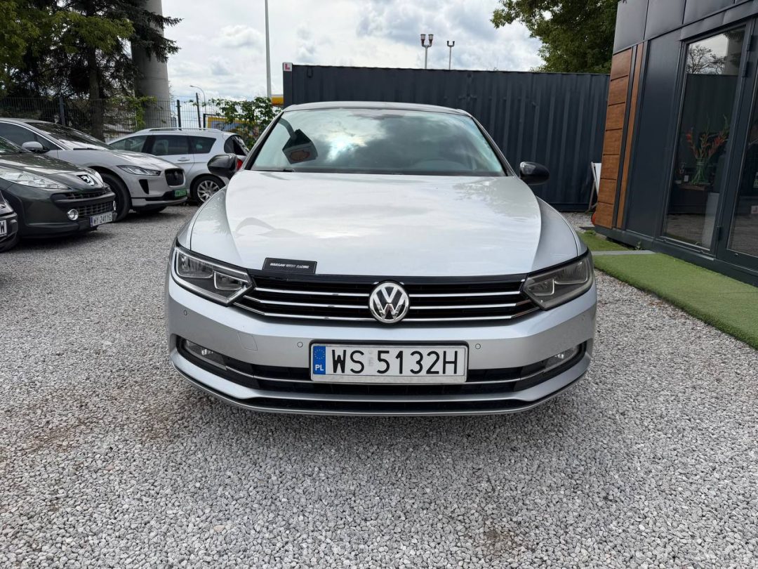 VOLKSWAGEN PASSAT 2015