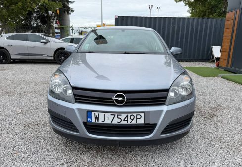 opel astra 2004