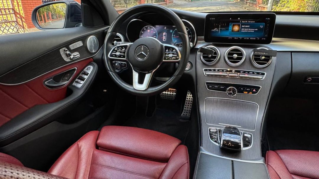 MERCEDES-BENZ C-КЛАСС 2019