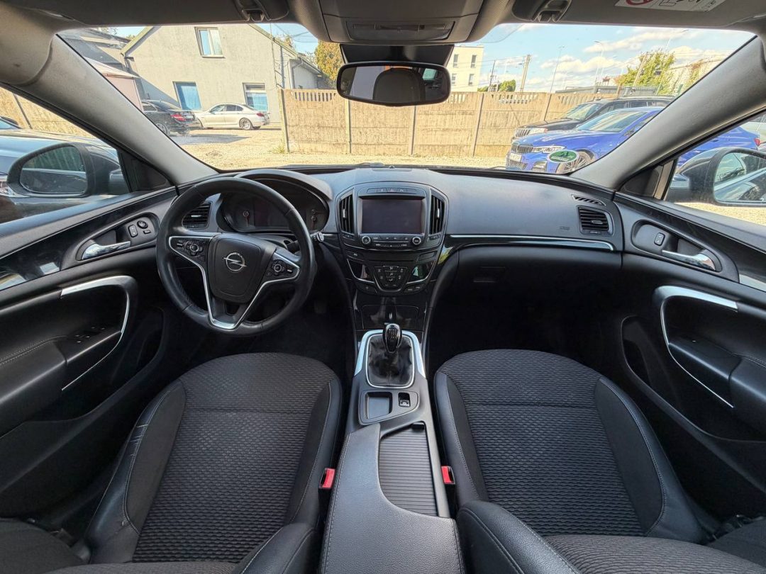 OPEL INSIGNIA 2015