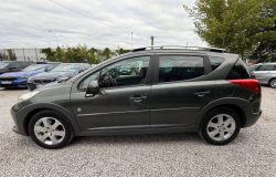 PEUGEOT 207 2009
