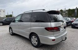 TOYOTA PREVIA 2004