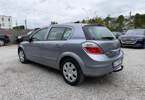 opel astra 2004