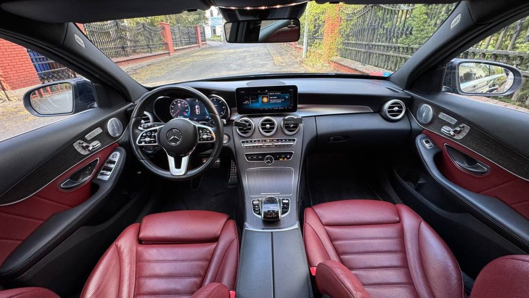 MERCEDES-BENZ C-КЛАСС 2019