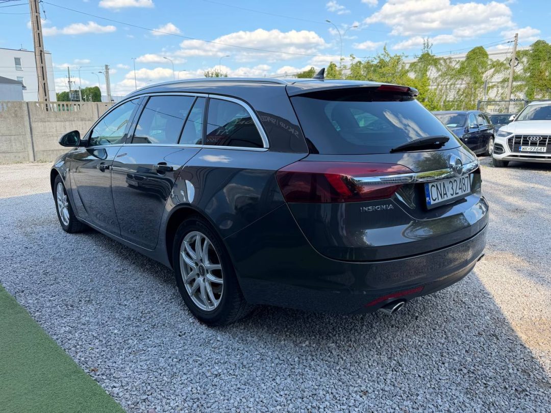 OPEL INSIGNIA 2015