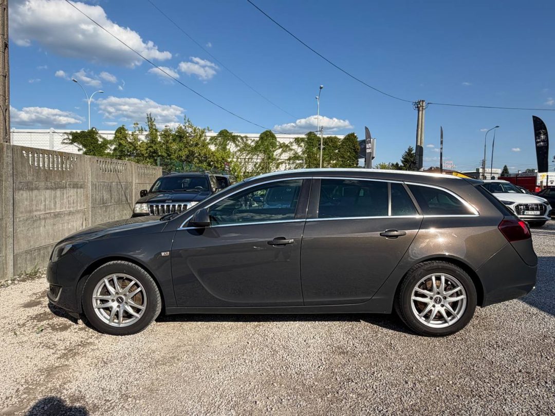 OPEL INSIGNIA 2015