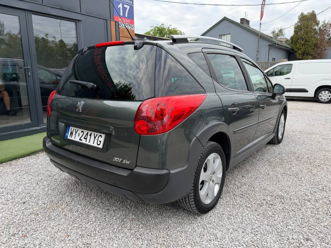 PEUGEOT 207 2009