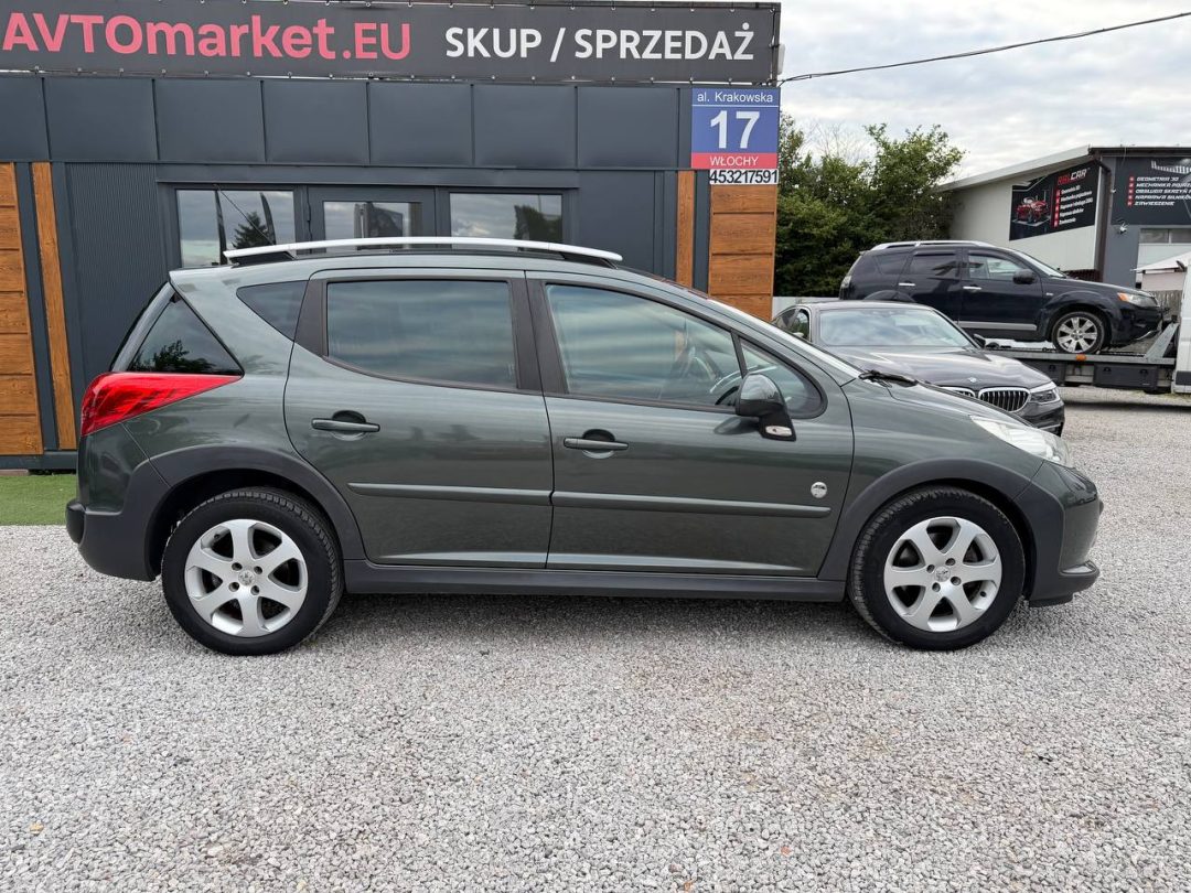 PEUGEOT 207 2009