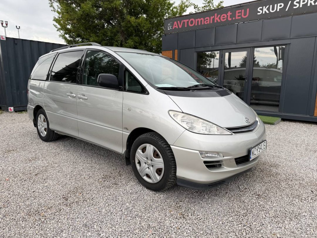 TOYOTA PREVIA 2004