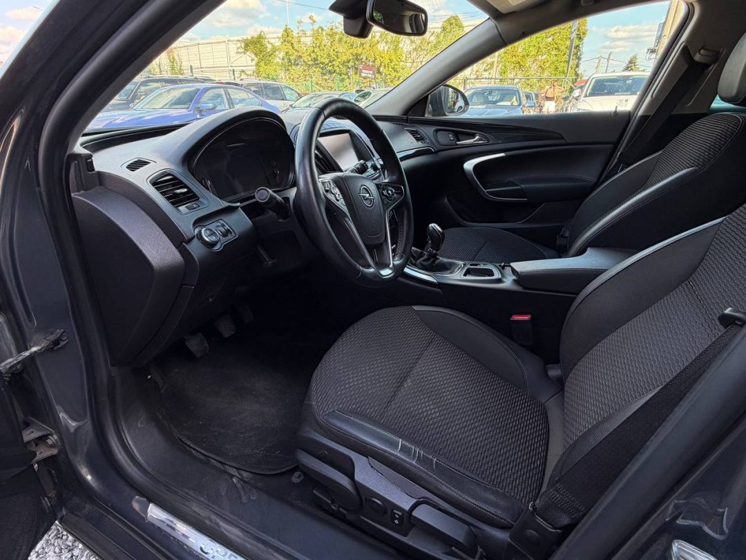 OPEL INSIGNIA 2015
