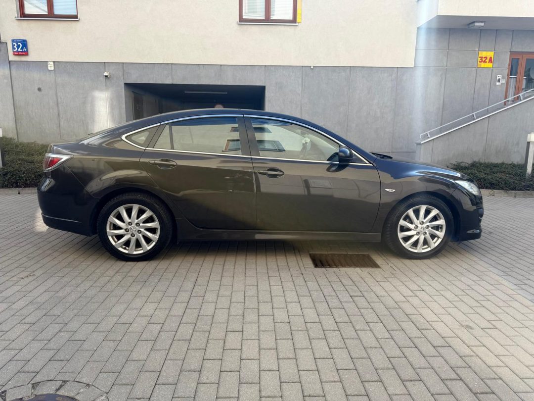 MAZDA 6 2010