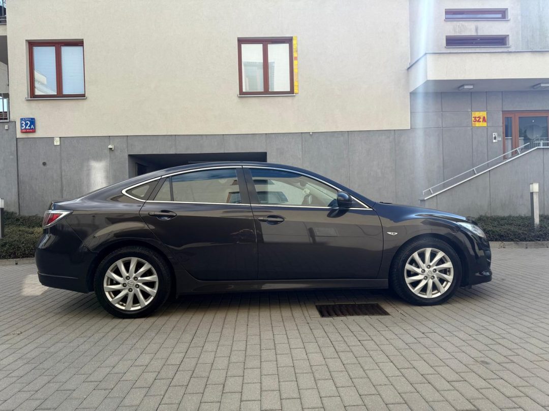 MAZDA 6 2010