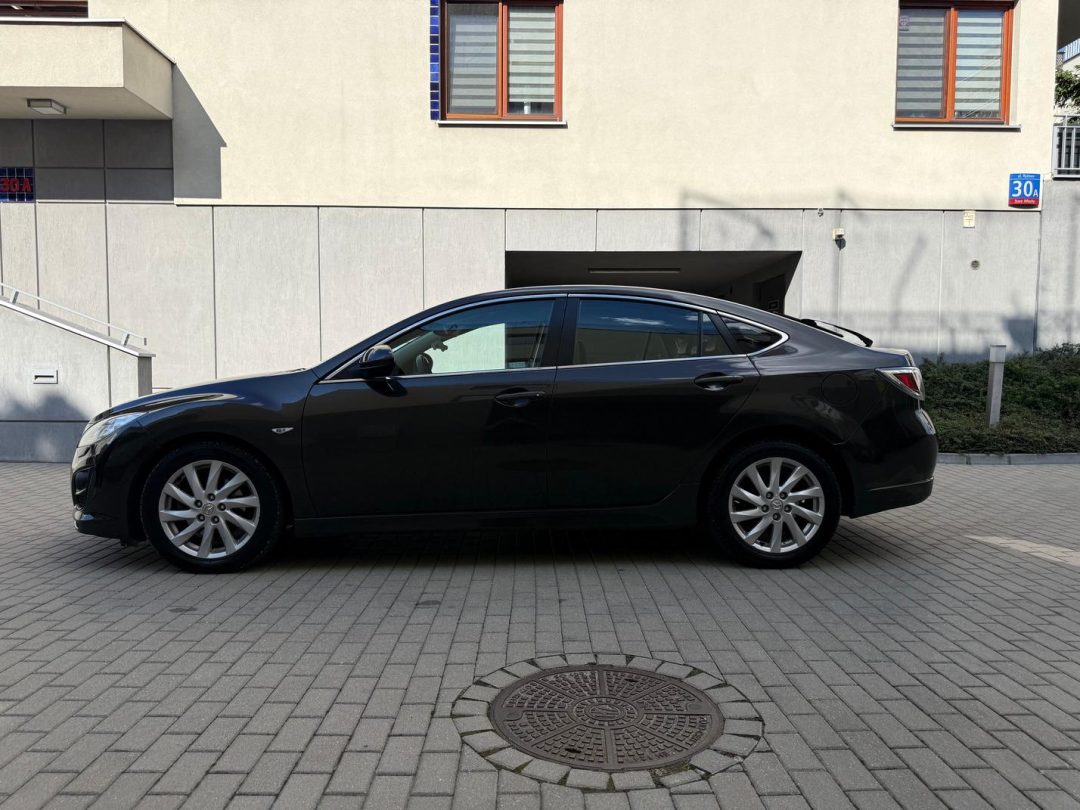 MAZDA 6 2010