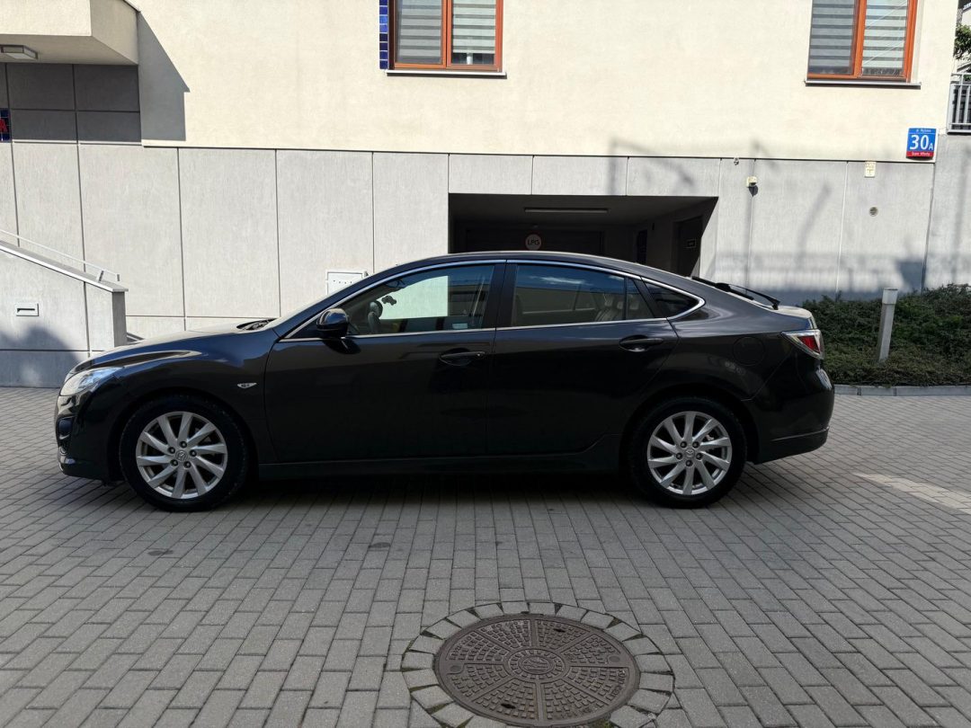 MAZDA 6 2010