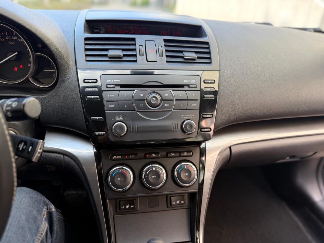 MAZDA 6 2010
